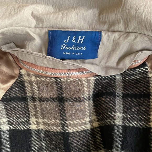 Vintage J&H Fashions Taupe Beige Full Length Trench Coat Wool Plaid Flannel - Picture 6 of 12